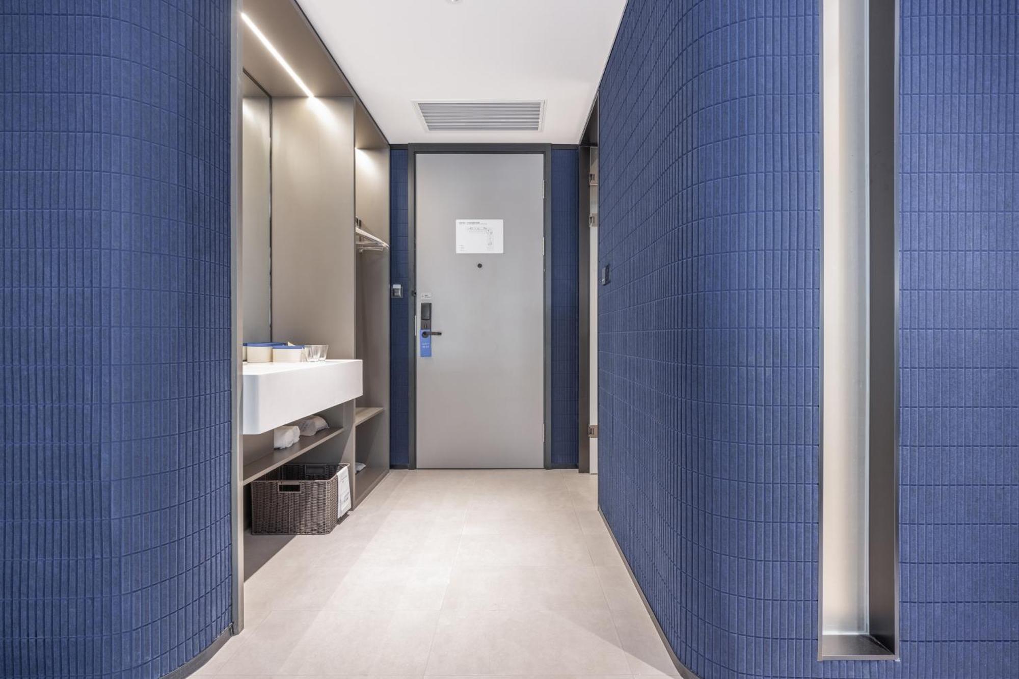 Hotel Atour Light International Exhibition Center Liufang Subway Station